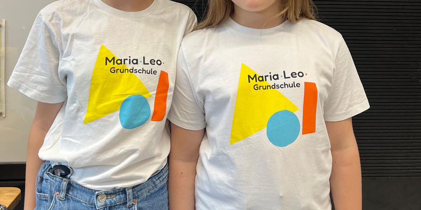 T-Shirts Kinder Maria-Leo-Grundschule in Pankow, Förderverein, Designkonzept, Design simpelplus+ Montessori, Corporate Design, Illustration