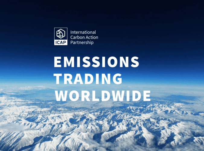 Icap Logo auf Hintegrundbild. Emissions trading worldwide als slogan darauf.